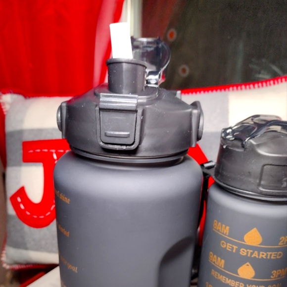 3 BLACK w/Gold writing Water Bottles Set: 64oz, 25oz, 10oz, All with Handles - Picture 10 of 16